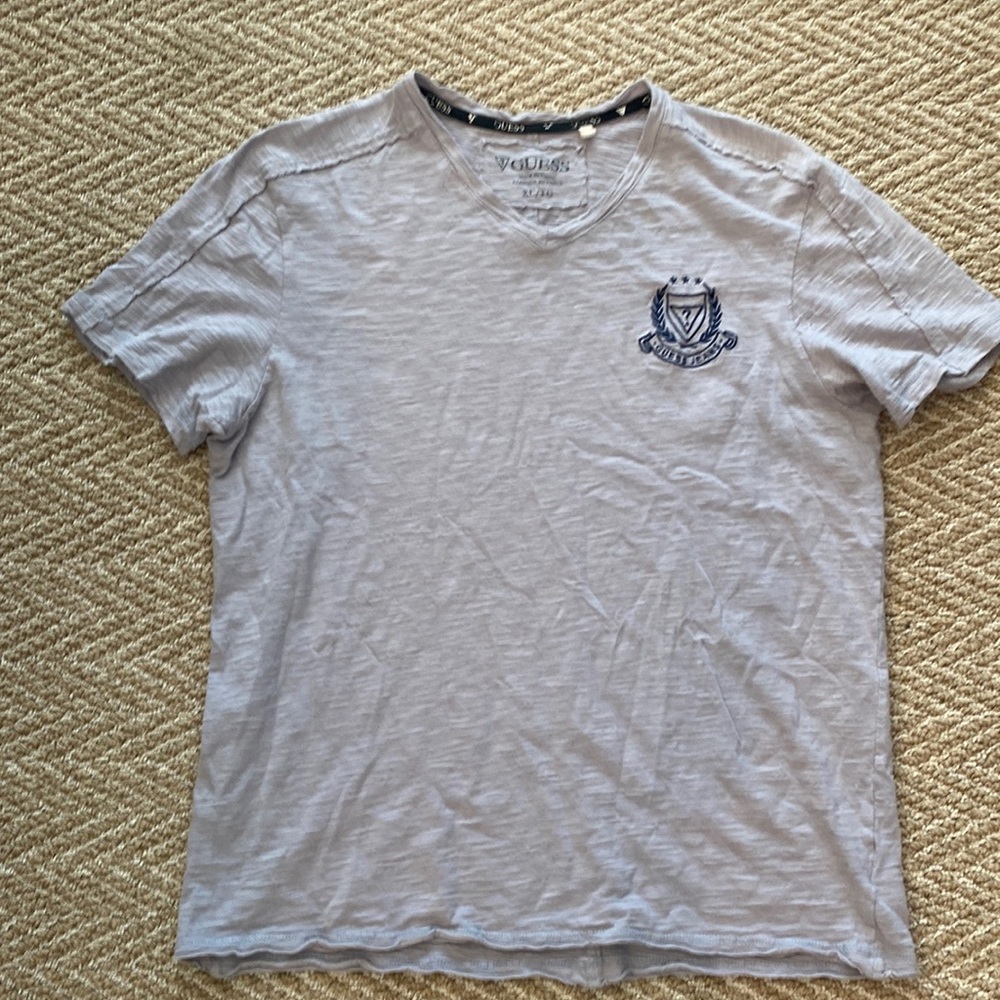 Guess Light Gray Short Sleeve V-Neck T-Shirt with Navy Crest